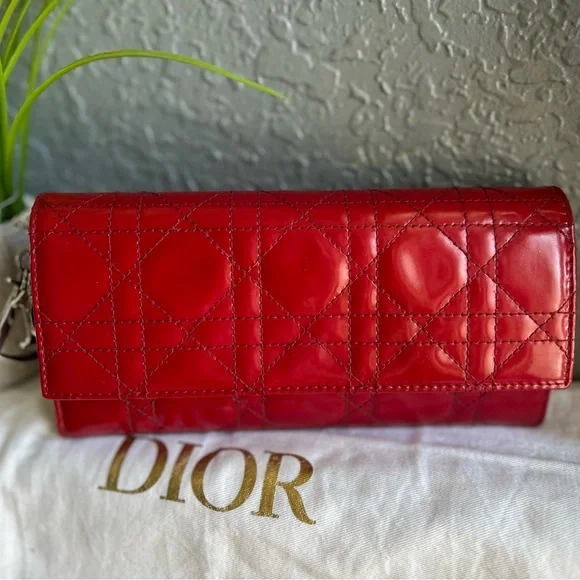 Lady Dior Cannage Quilted Cherry Red Patent Leather Calfskin Wallet Bag & Chain - Picture 9 of 17